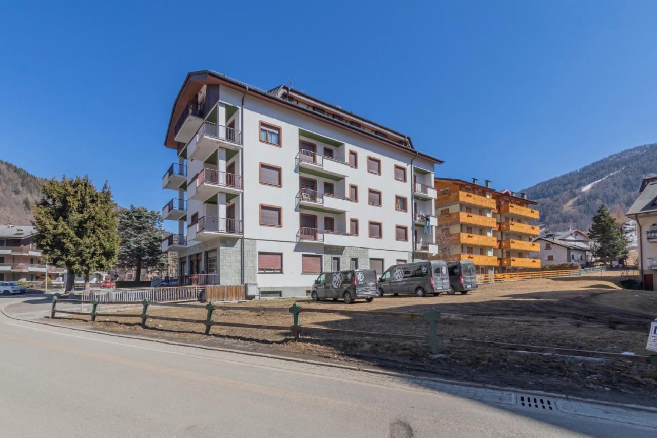 Europa Master Guest Apartment Aprica Exterior foto
